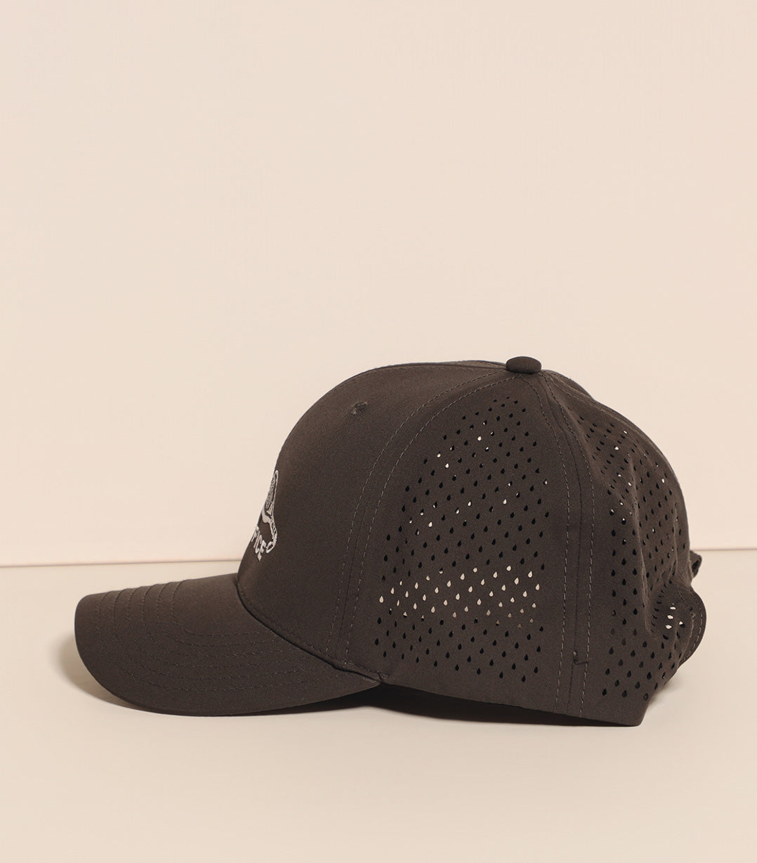 OUT OF OFFICE gorra